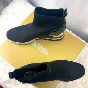 Michael Kors Black Skyler Bootie Sz 9 tdc